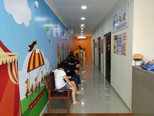 Klinik Pakar Kanak-Kanak KidzCare 豆豆小儿专科诊所